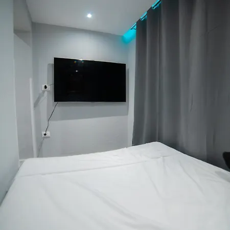 Luxury Square 21 * Tirana